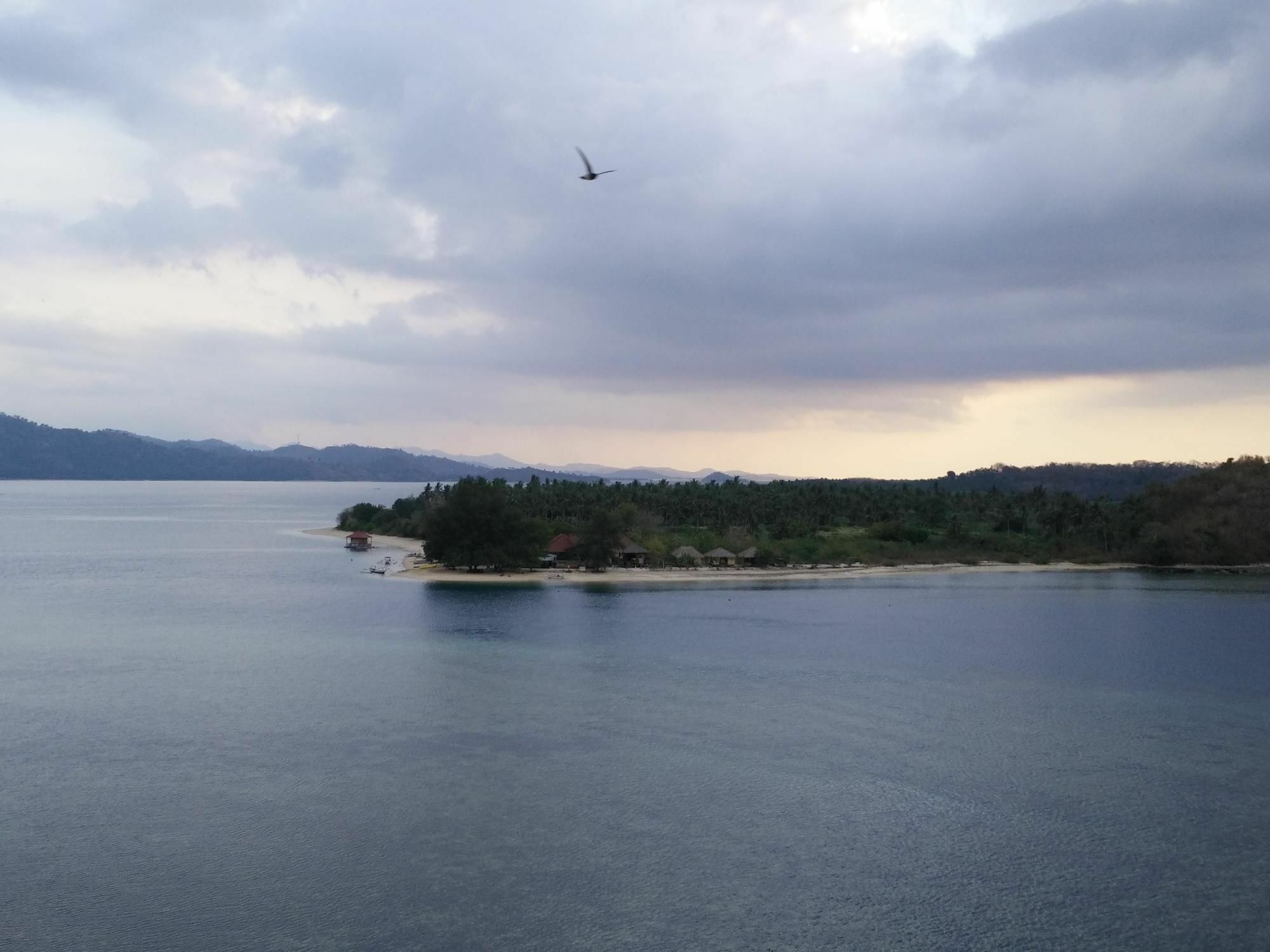 Nirvana Gili Sudak Hotel Exterior photo